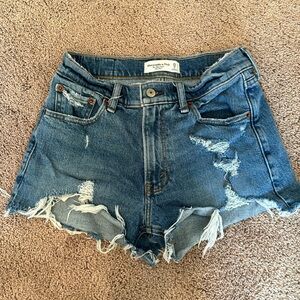 Abercrombie and Fitch Distressed Mom Short